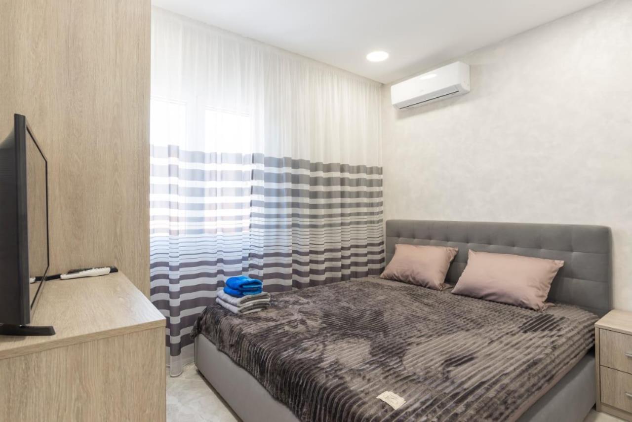 Dream House Rooms Malaga - Habitacion En El Apartemento Ngoại thất bức ảnh